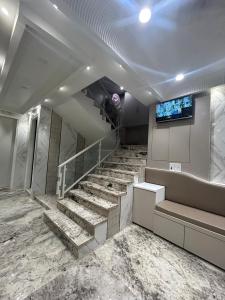 hotel shree guru near new delhi railway station