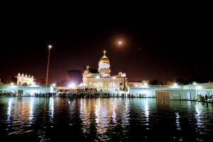 hotel shree guru near new delhi railway station