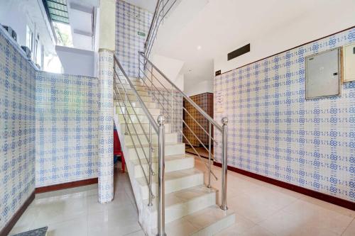 Hotel O Vazhakkala Kakkanad,,3 star