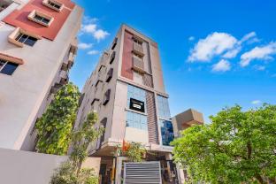 collection o dwarka nagar ramatalkies