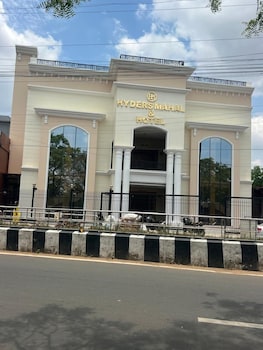 hyders mahal and hotel