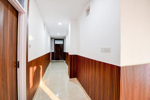 Hotel O Shivankar Palace,,3 star