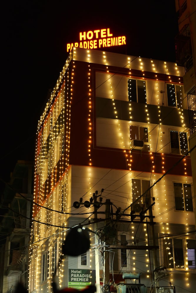 hotel paradise premier