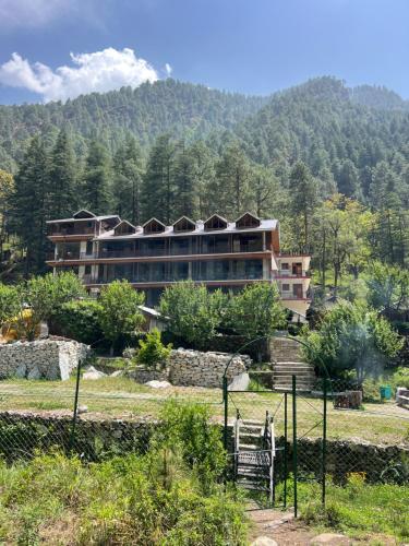 north deodar resort kasol