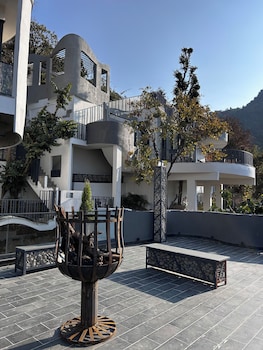 moshams a home with nature and elegance