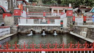 hotel adventure inn 20 metre from swimming pool