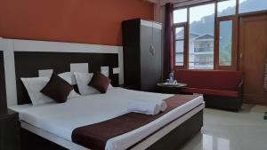 hotel adventure inn 20 metre from swimming pool