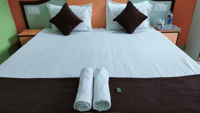 hotel adventure inn 20 metre from swimming pool