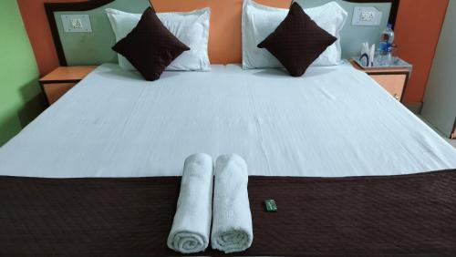 hotel adventure inn 20 metre from swimming pool