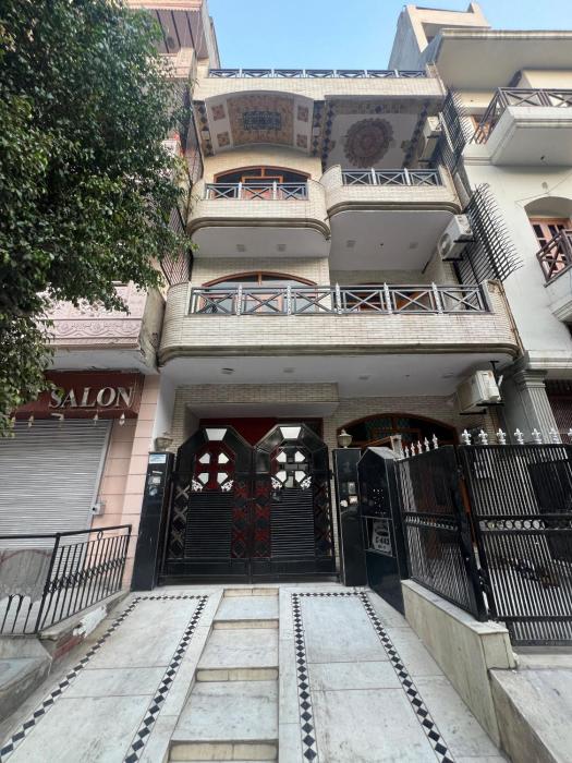 bluo modern 2bhk rohini parking balcony