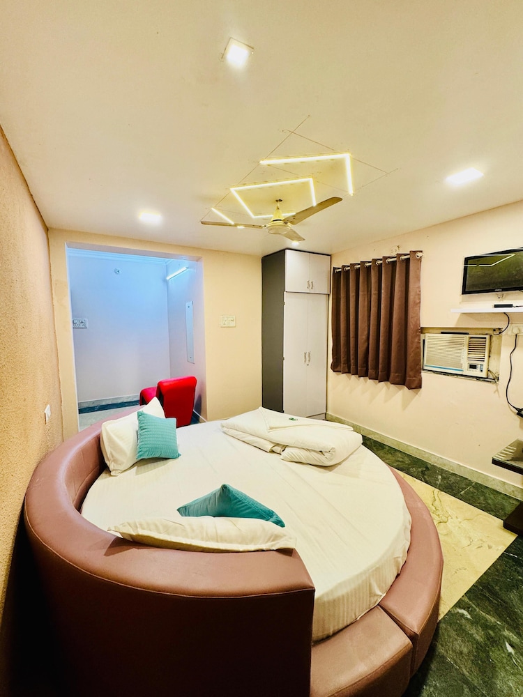 hotel elite stay kalyani nagar pune