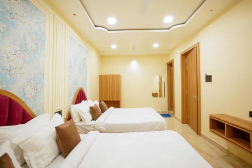 hotel al aziz palace