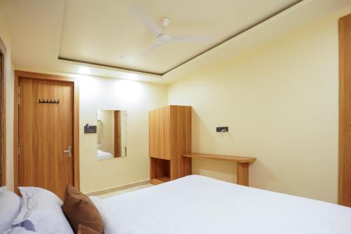 hotel al aziz palace