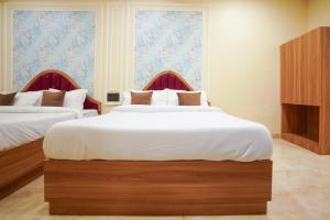 hotel al aziz palace