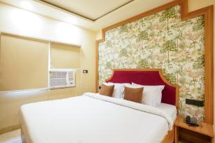 hotel al aziz palace