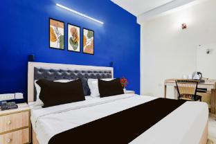 super collection o west vinod nagar metro station formerly royal inn