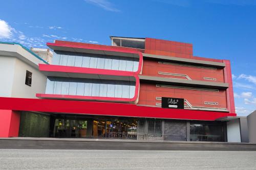 super collection o west vinod nagar metro station formerly royal inn