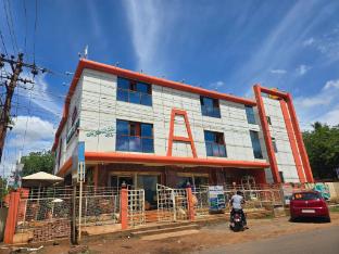 hotelgrandakkamahadevi