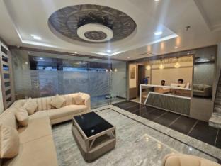 hotel glorious grand