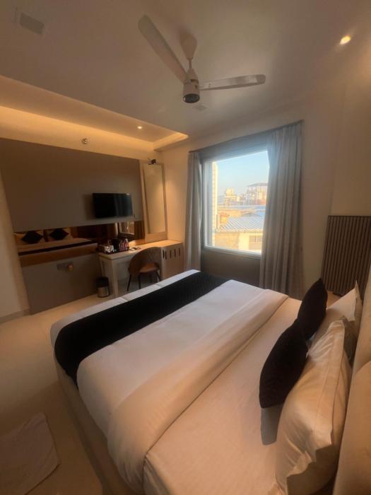 hotel glorious grand