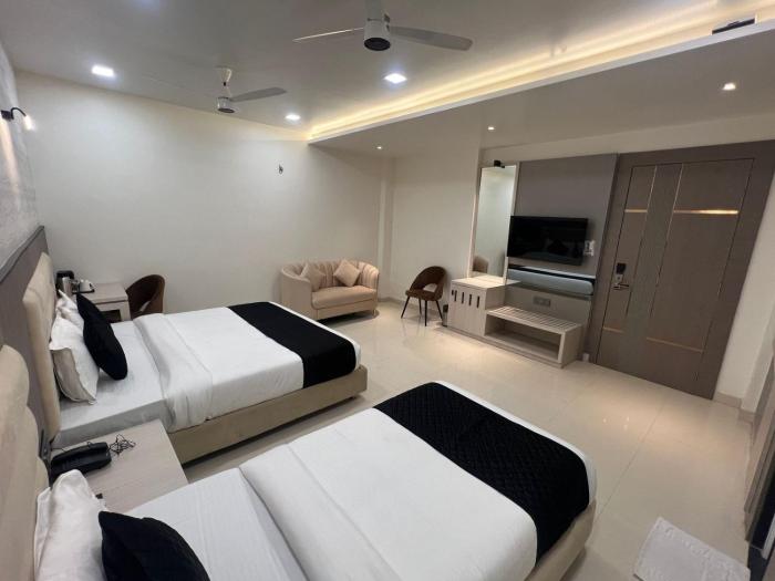 hotel glorious grand
