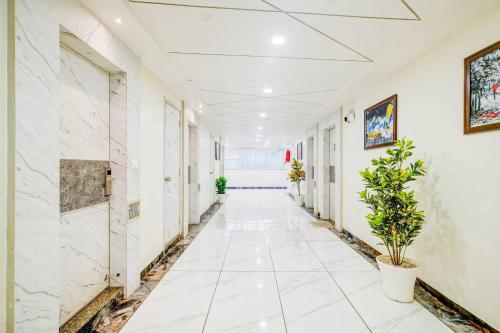 townhouse holkar central stadium indore