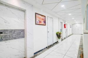 townhouse holkar central stadium indore