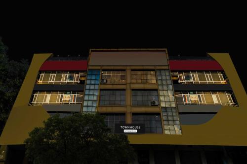 townhouse holkar central stadium indore