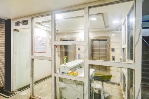 townhouse holkar central stadium indore