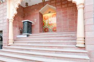 townhouse oak heritage varanasi junction