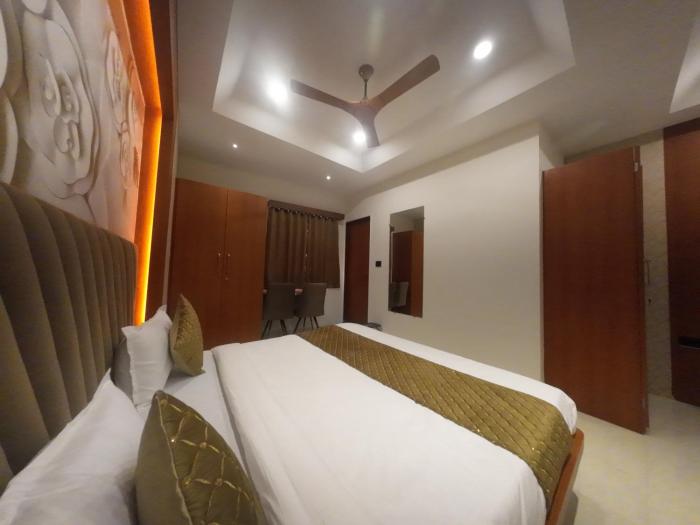 hotel narmada palace