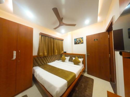 hotel narmada palace