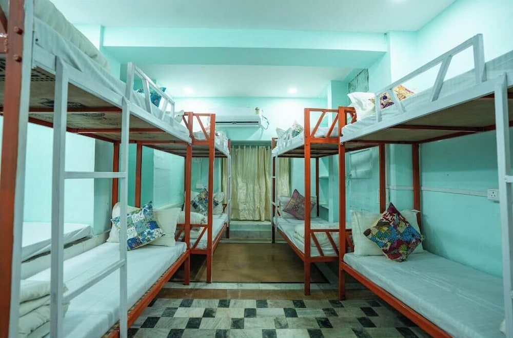 explore hostel life jaisalmer