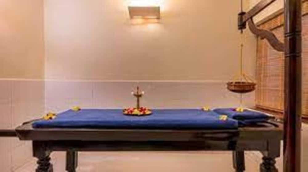 capital plaza residency