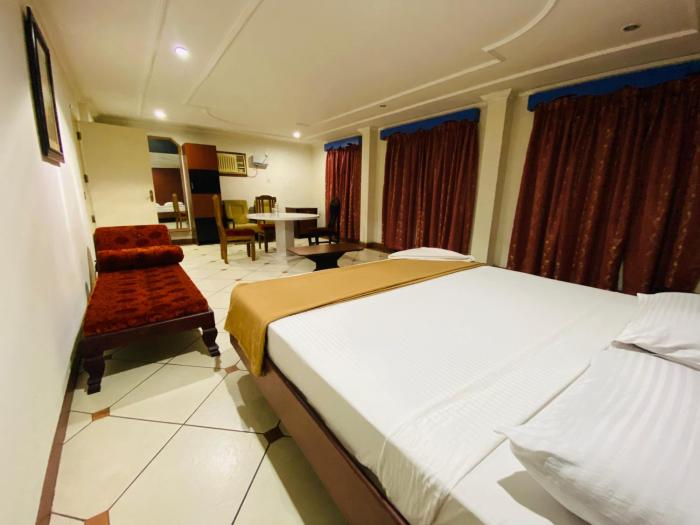 capital plaza residency