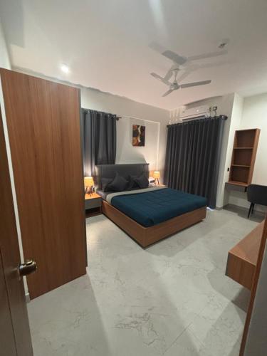 Housr 36 Studio Rooms Bangalore Near Leela Palace,,3 star
