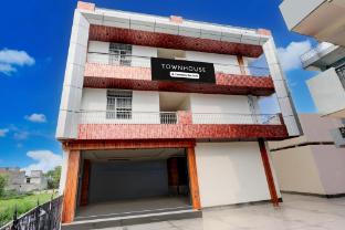 hotel o sarai metro station formerly hotel palla