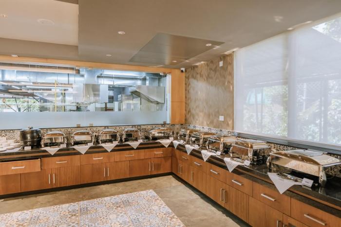 evora resort and spa