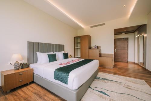 evora resort and spa