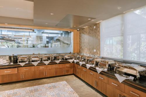 evora resort and spa