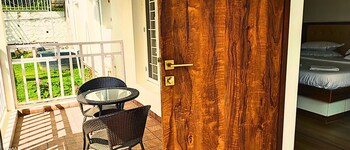 the summit homestay