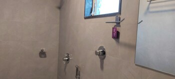 hotel sara executive