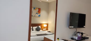 hotel sara executive