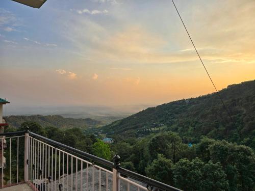 hotel city gold hotel in dharamshala