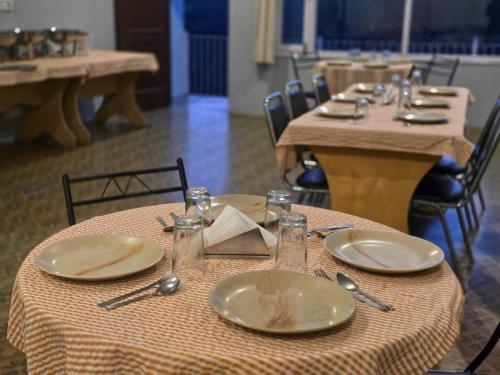 hotel city gold hotel in dharamshala