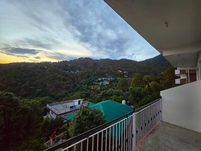 hotel city gold hotel in dharamshala