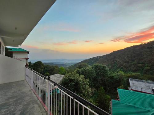 hotel city gold hotel in dharamshala