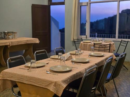 hotel city gold hotel in dharamshala