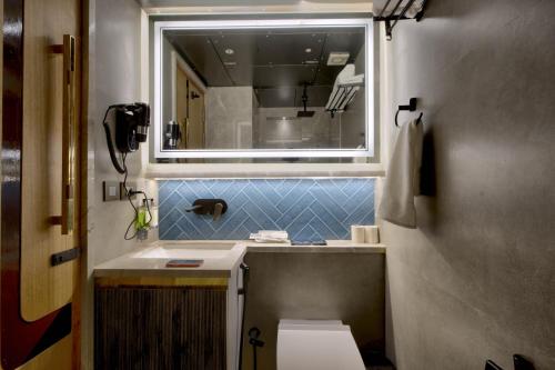 empire platinum suites