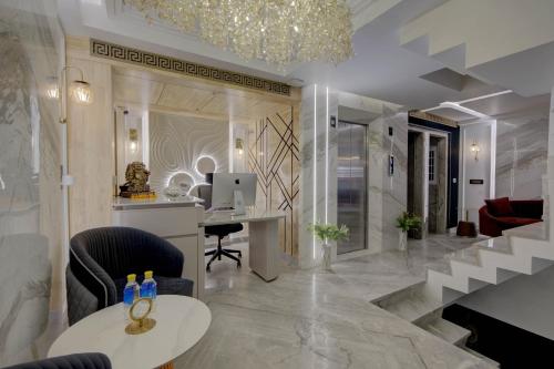 empire platinum suites